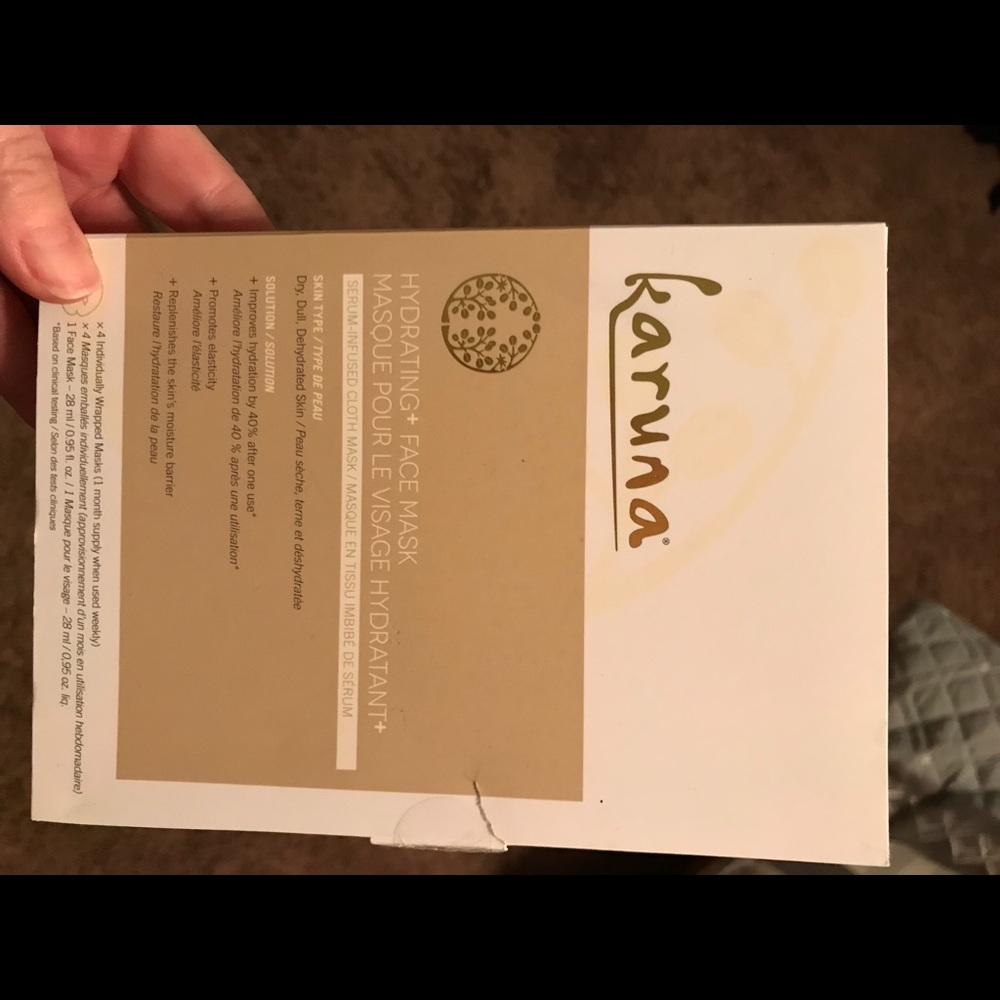 Brand new 4 sheet masks